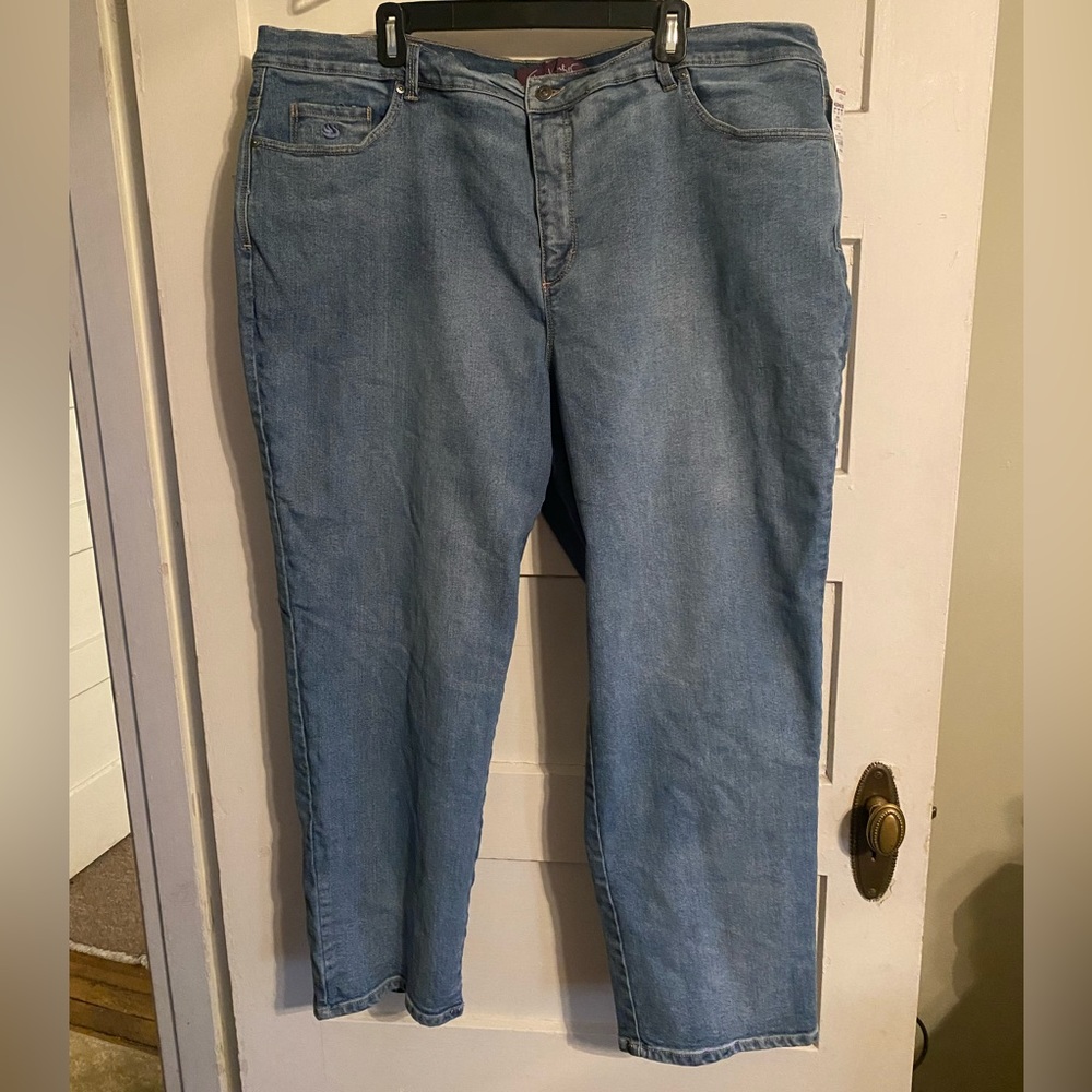 Gloria Vanderbilt Jeans NWT